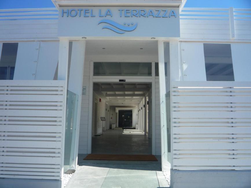 Hotel La Terrazza บาร์เลตตา ภายนอก รูปภาพ