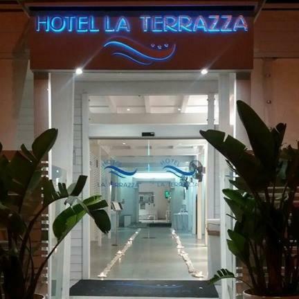 Hotel La Terrazza บาร์เลตตา ภายนอก รูปภาพ